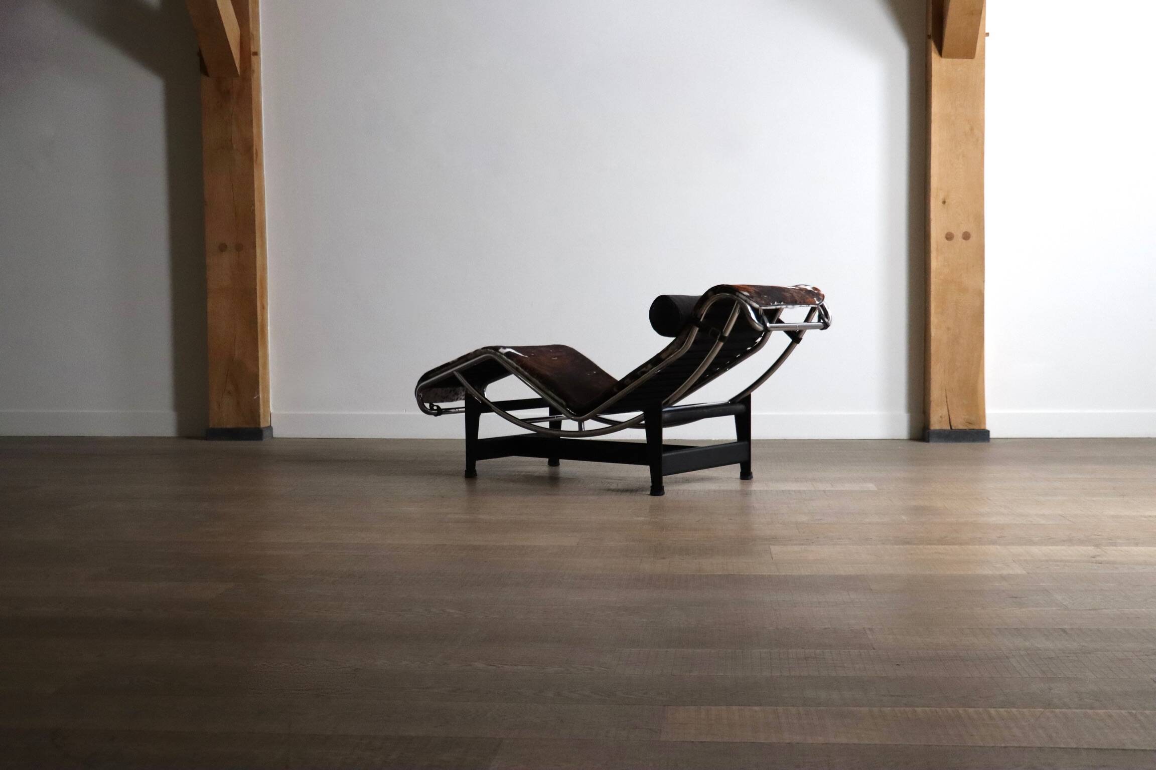 Cassina LC4 Chaise Longue In Ponyskin By Le Corbusier and Charlotte Perrian