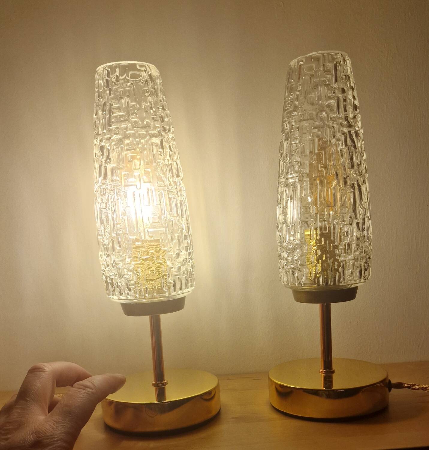 Arlus Textured Tulip Touch Bedside Lamp Duo