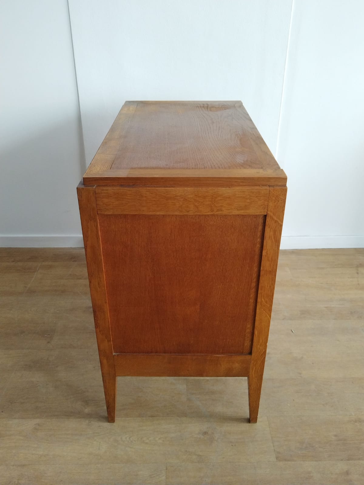 Commode vintage
