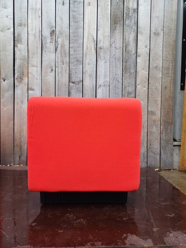 Vintage modular Pizza seating element by Don Chadwick for Herman Miller