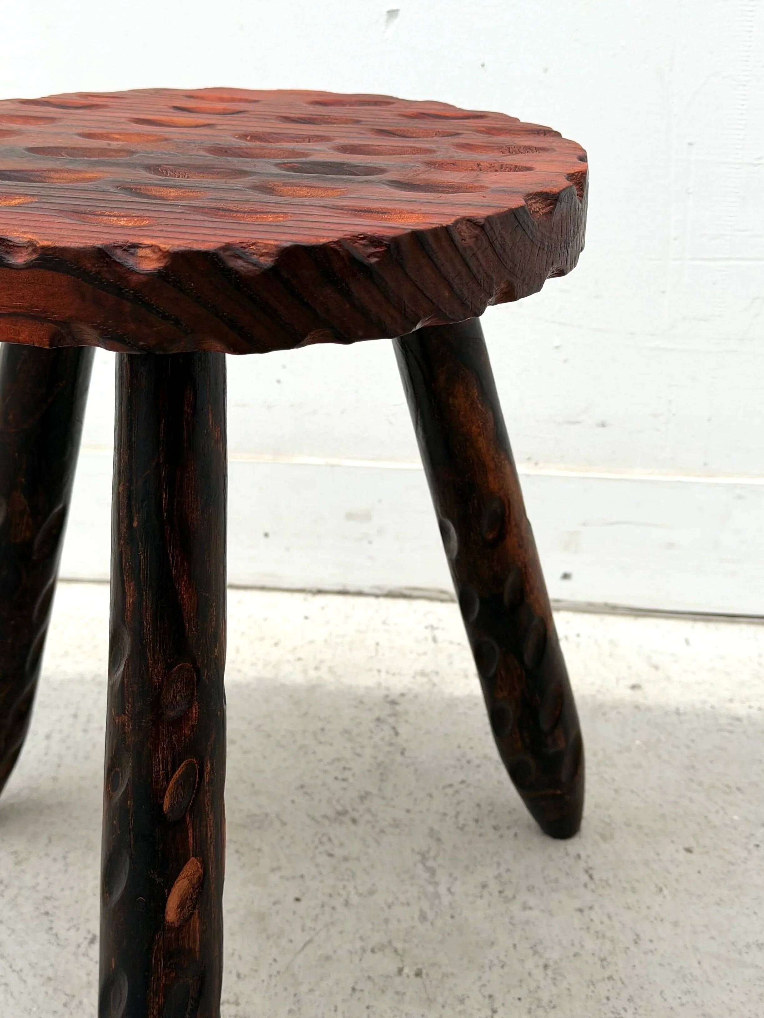 Tabouret brutaliste en bois massif, Espagne 1970