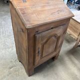 One-door writing desk