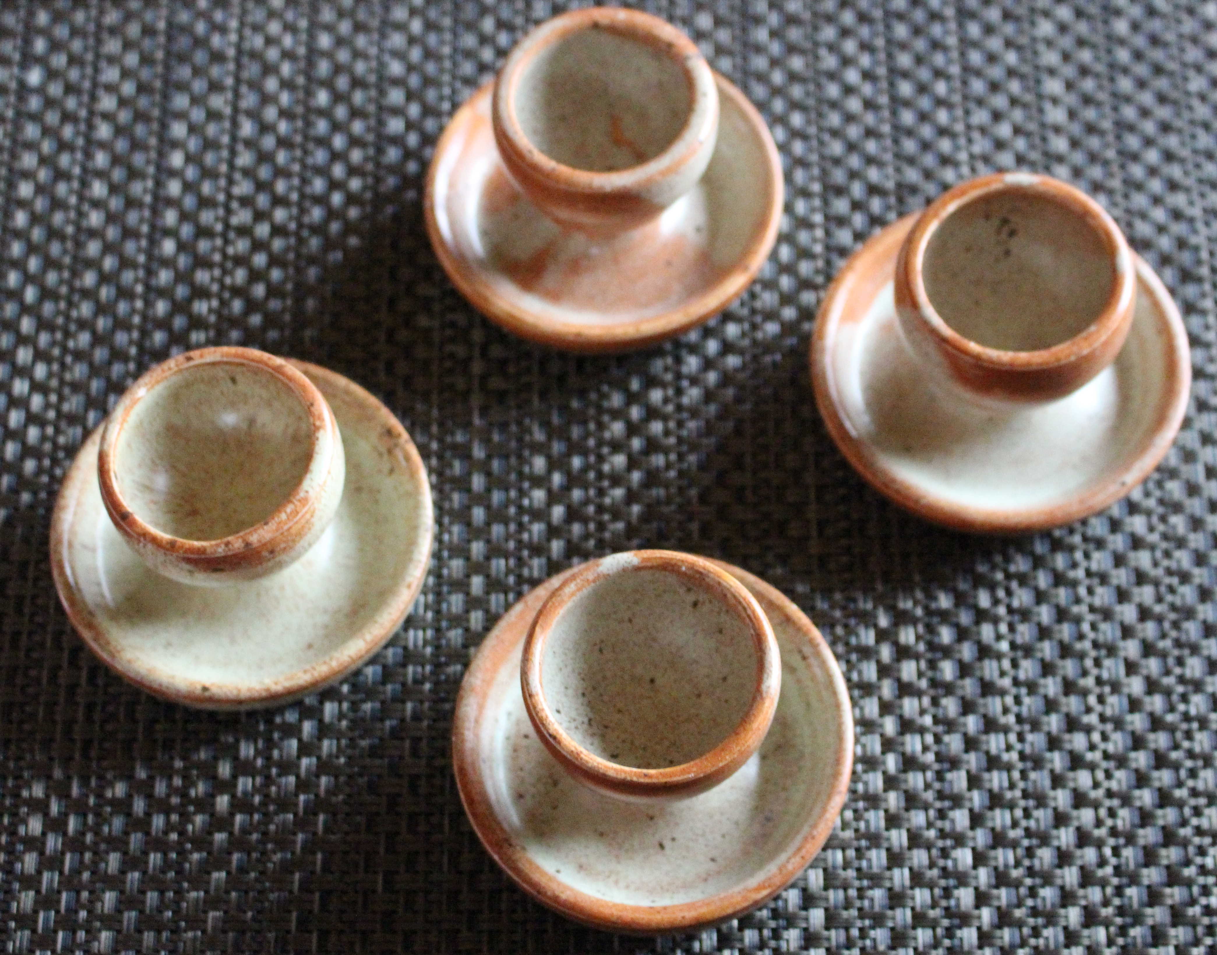4 ceramic cockroaches