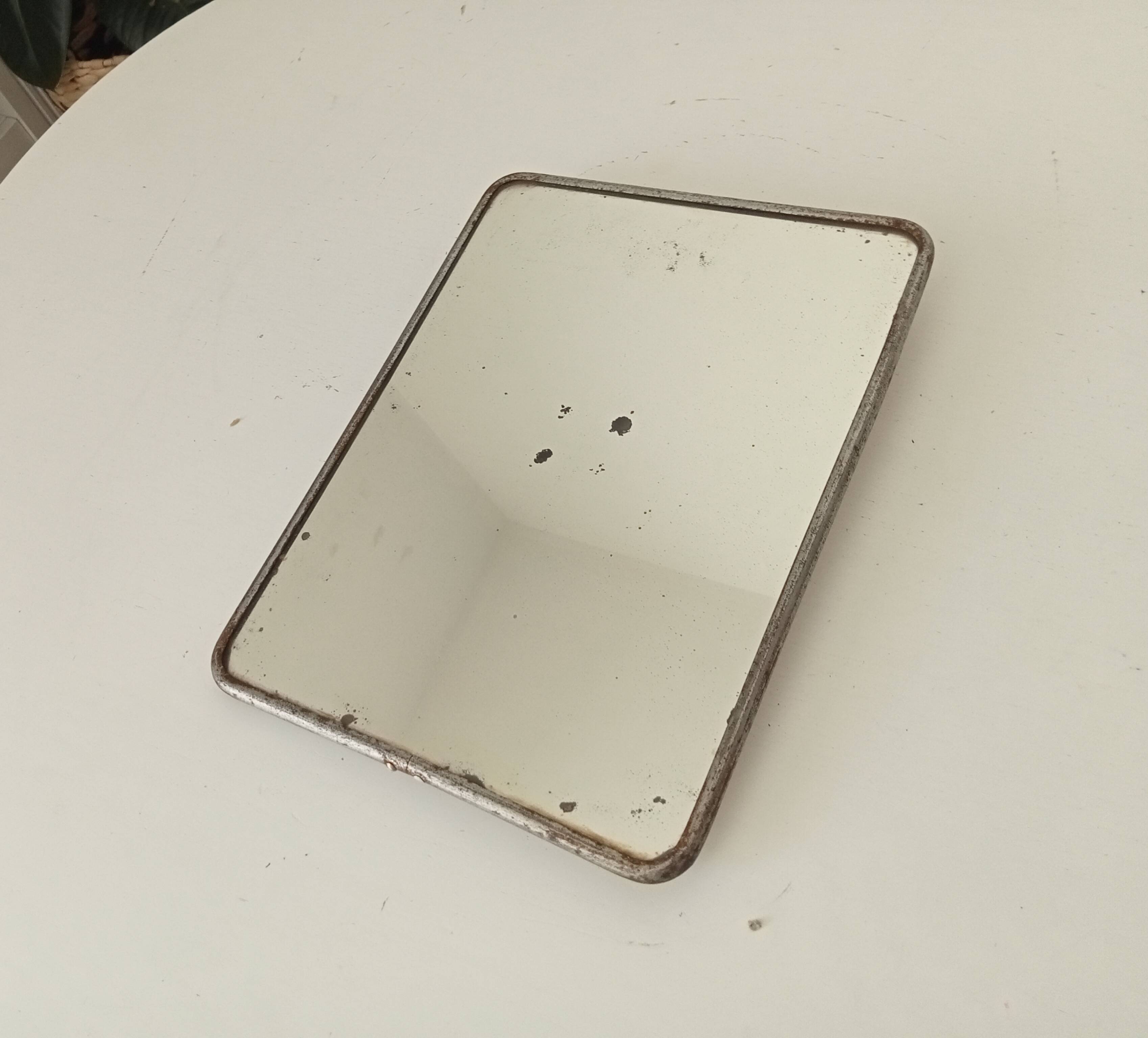 Antique barber's mirror 24*18 cm
