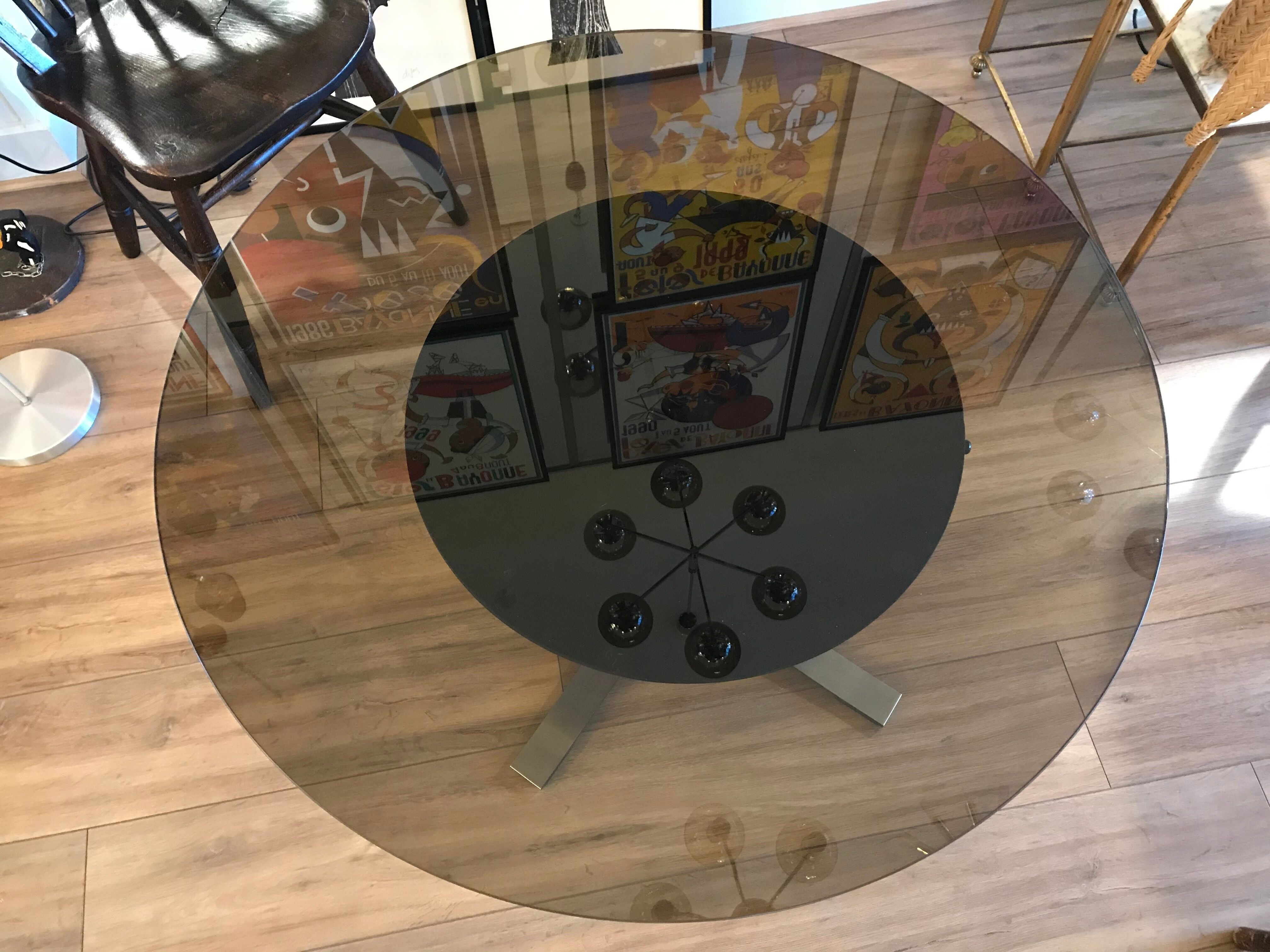 Smoky glass liftable round table