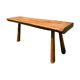 Banc tripode en chene brutaliste