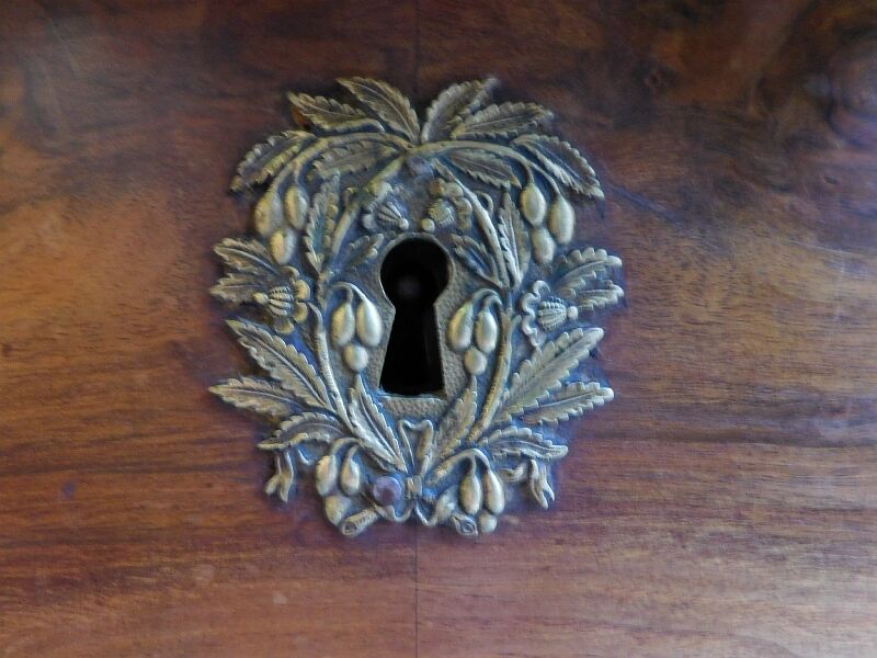 Commode empire en noyer d'epoque du xix ème siecle