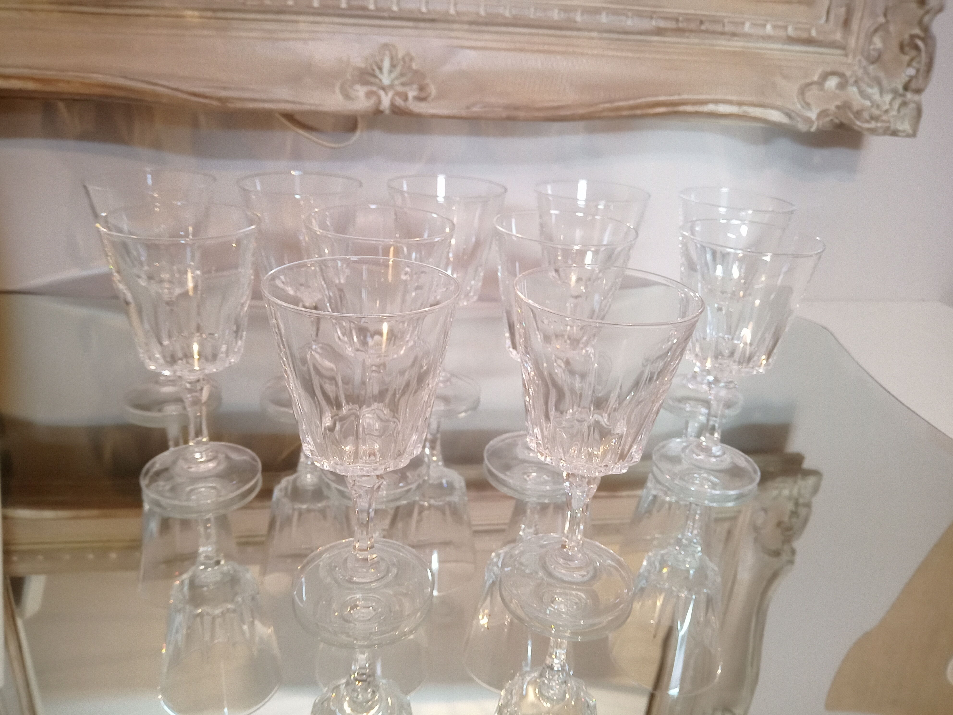 Lot of 11 port or antique crystal liqueur glasses