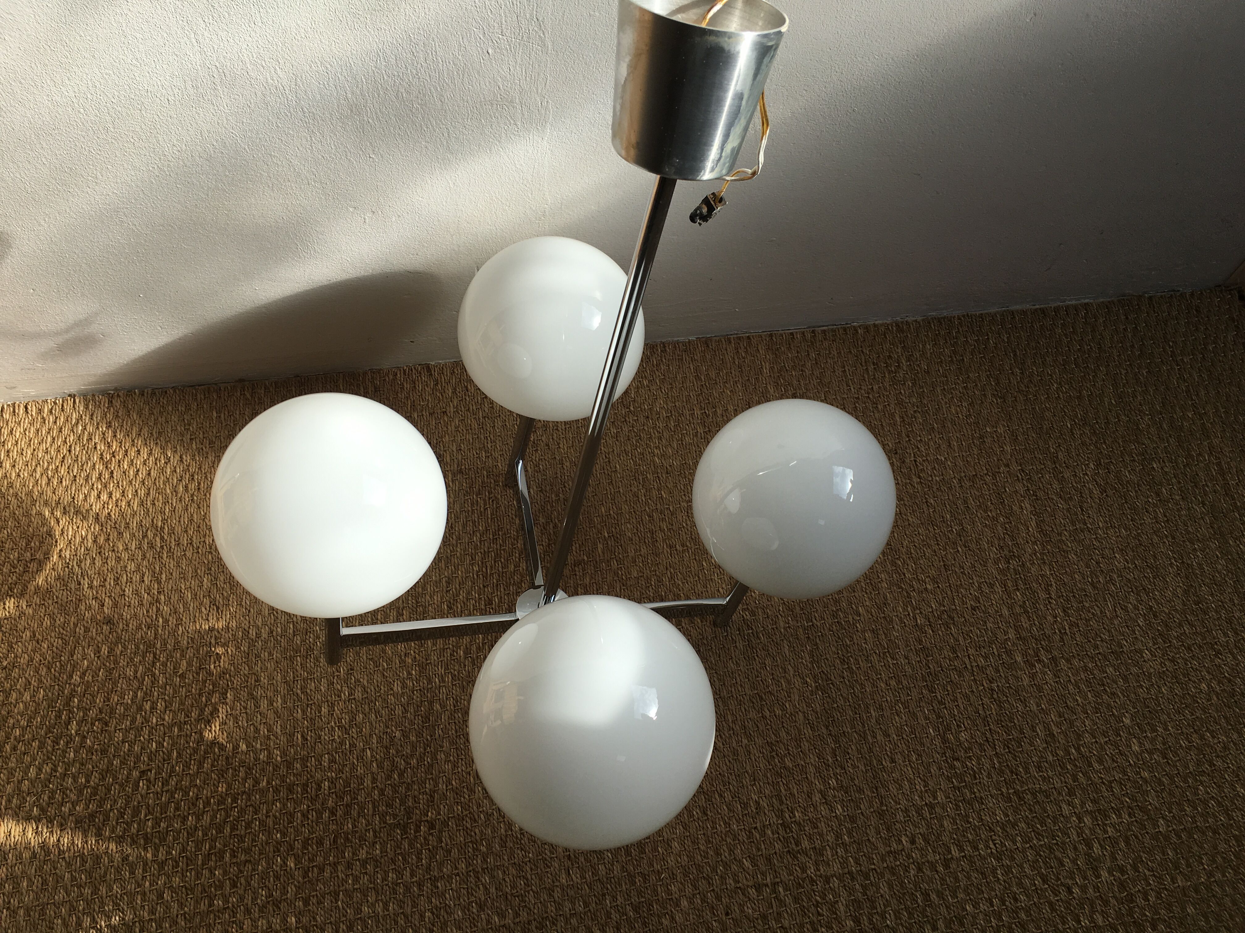 Gloss chrome and opaline 4 arm years 70/80