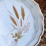 Eight country-patterned dessert plates
