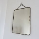 Ancien miroir de barbier ou de coiffeur à chainette vintage, années 40 50