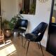 Chaise tonneau en skaï