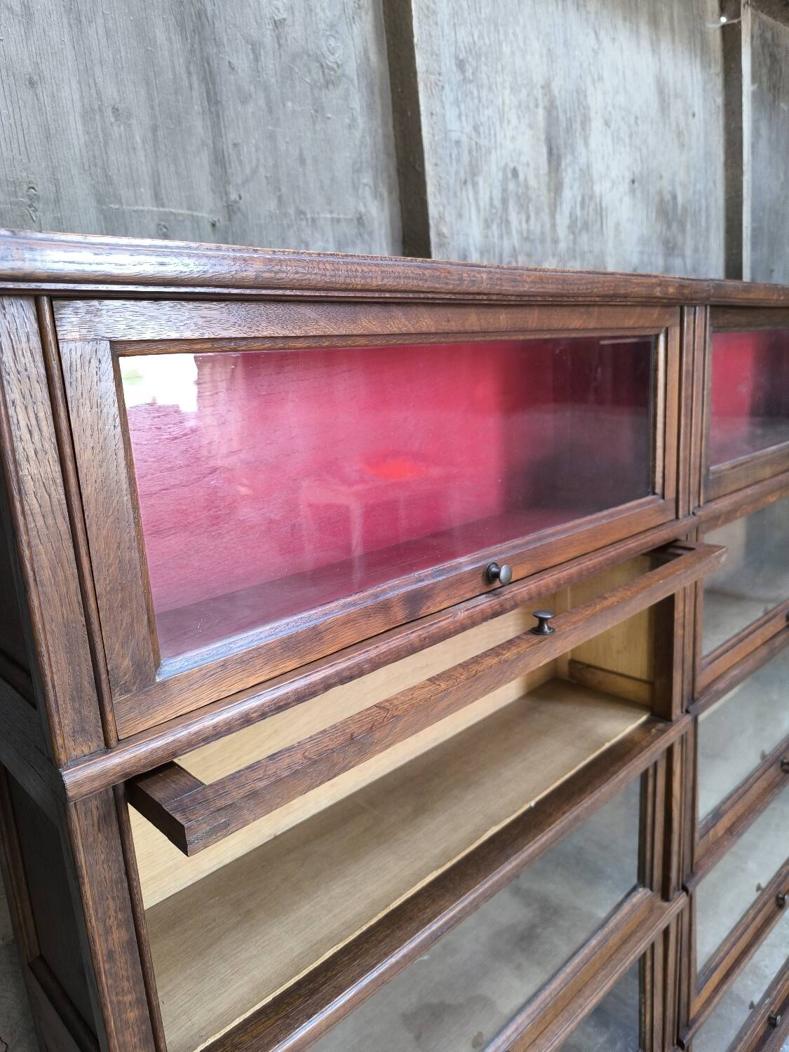 Oak display cabinet MD 1900