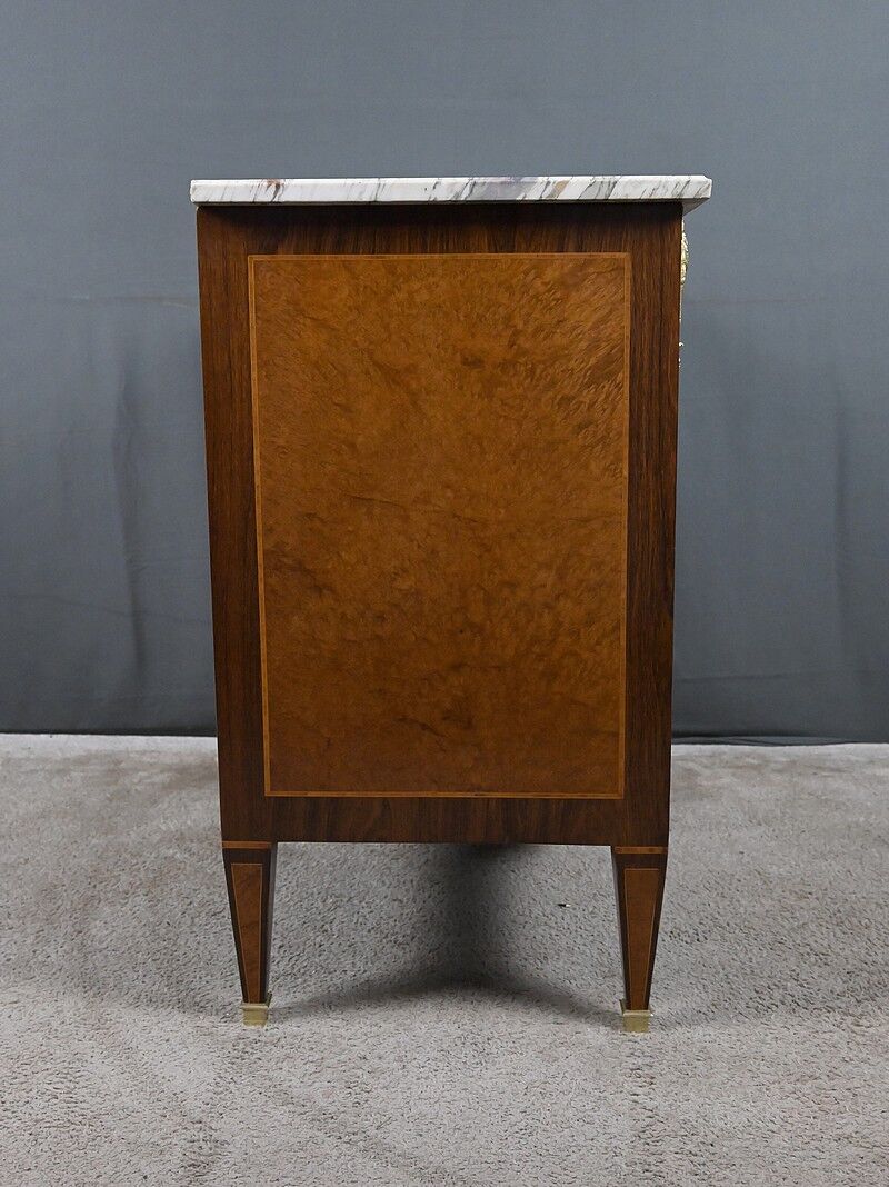 Small chest of drawers in amboyna and rosewood, Louis XVI style – 1940