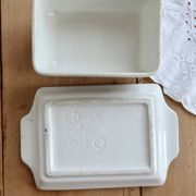 Large vintage faience butter dish and barbotine with fruit motif - Gerber Prestige
