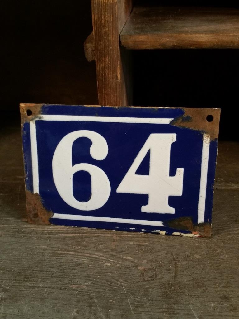Street number plate