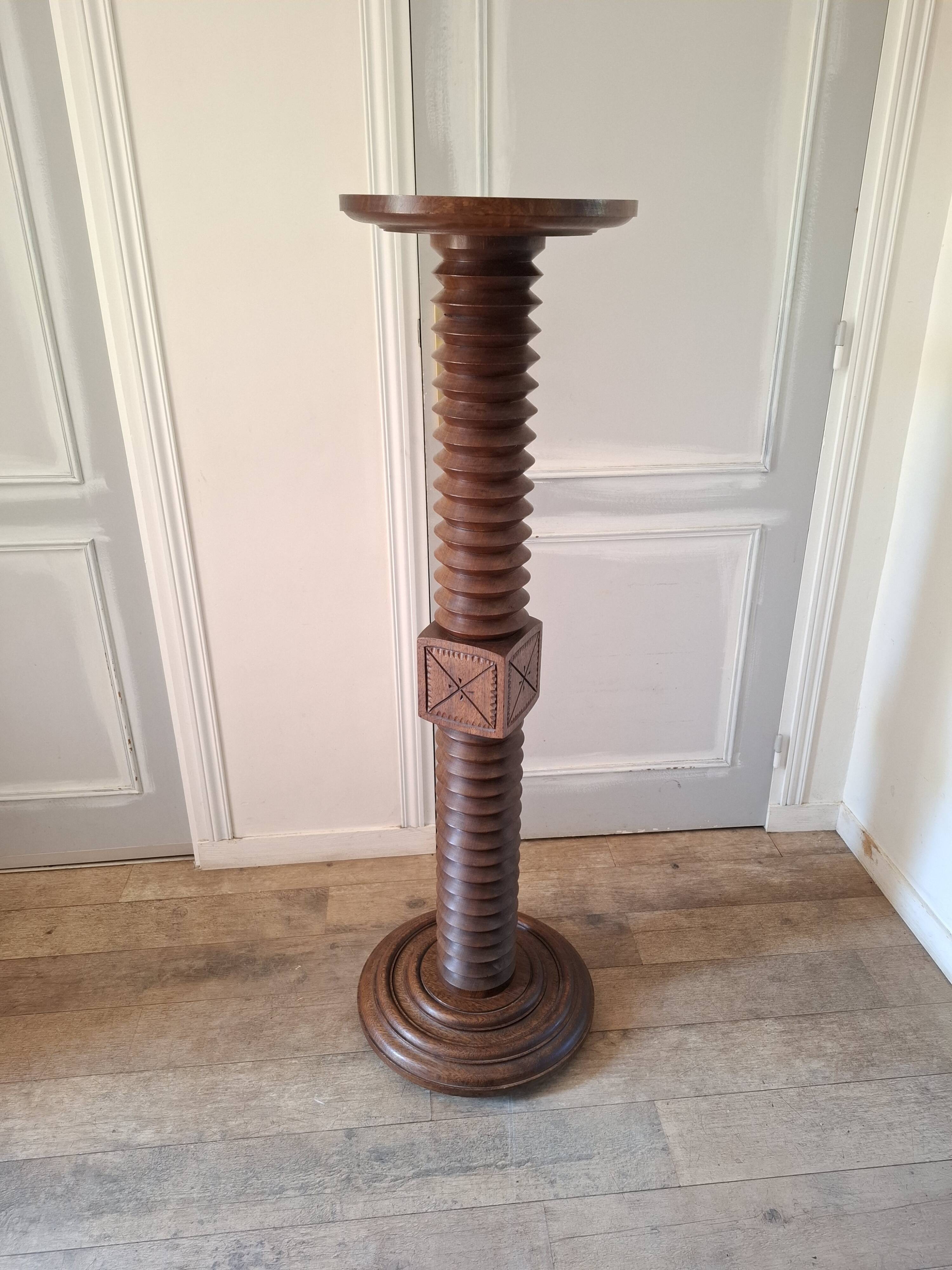 Large press screw seat