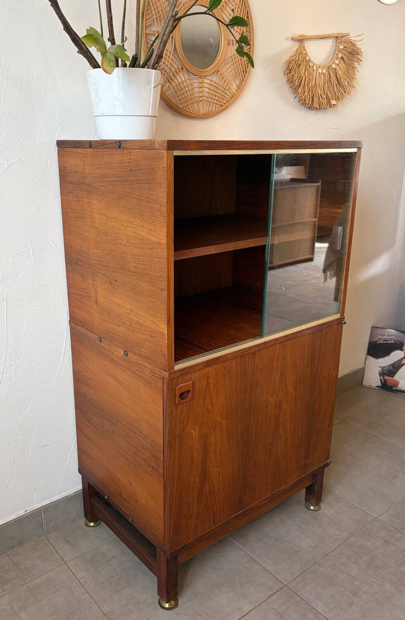 Vitrine / étagère Andre Monpoix