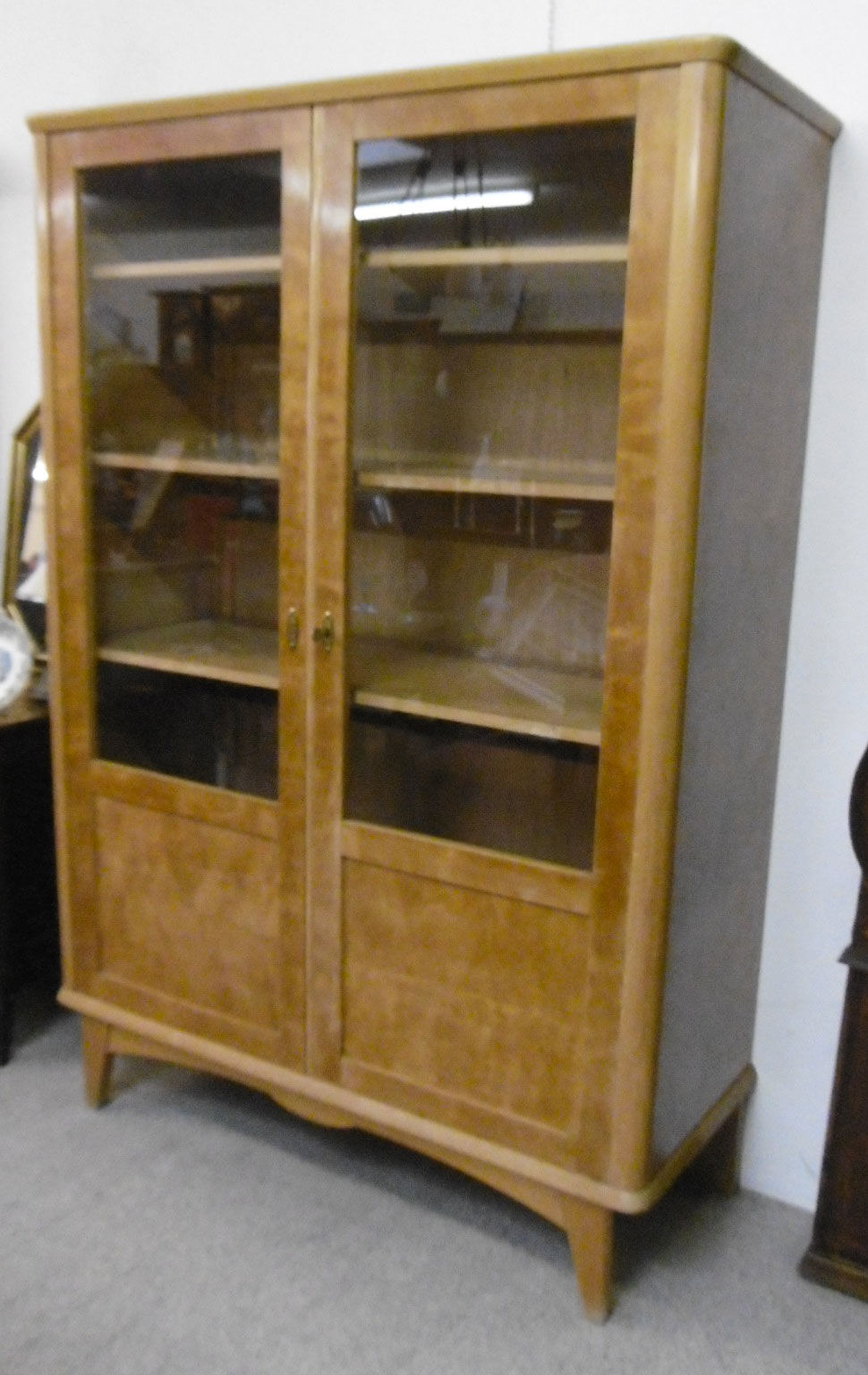 Showcase vintage 60s