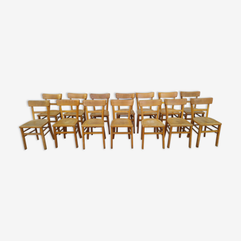 Set of 14 wooden bistro chairs - vintage - 50s/60s