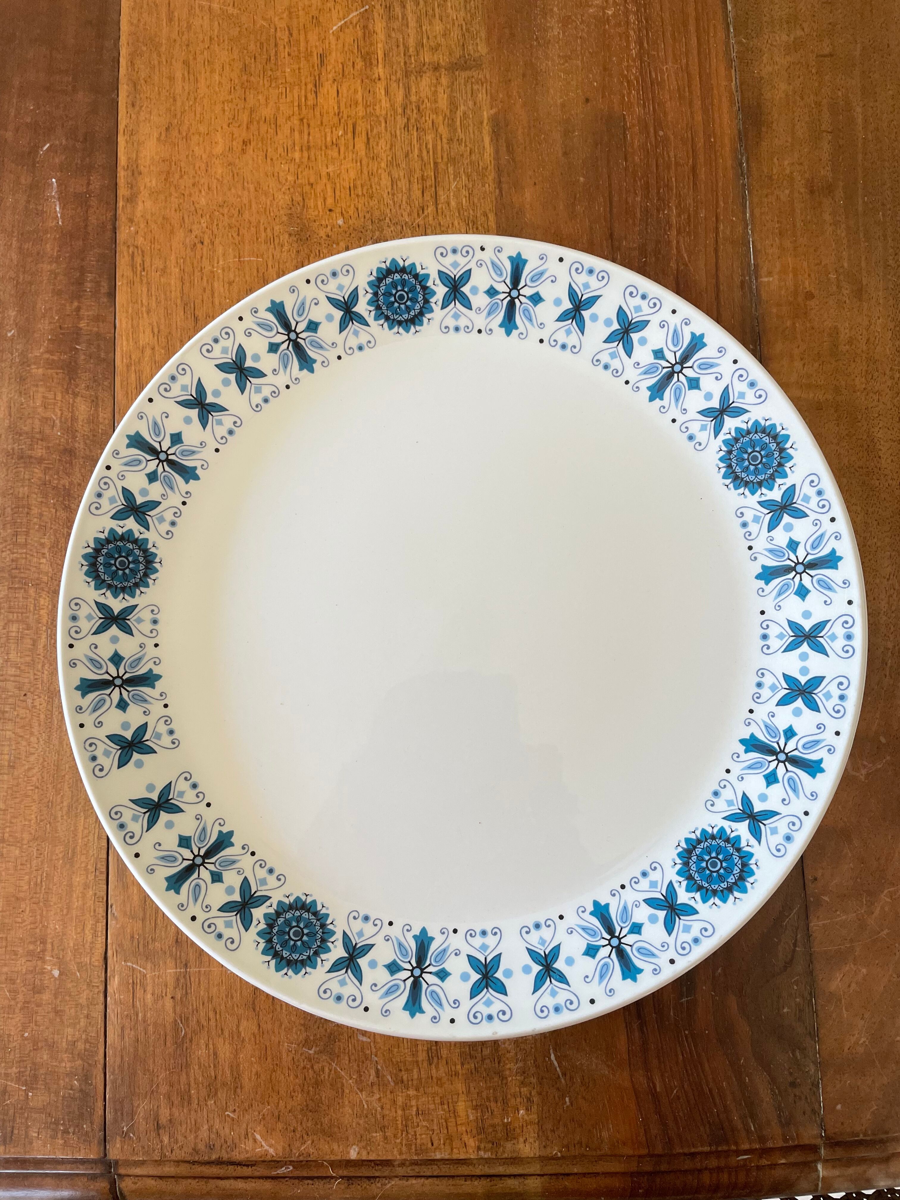 5 Old Flat Plates Vintage Johnson Brothers Iron