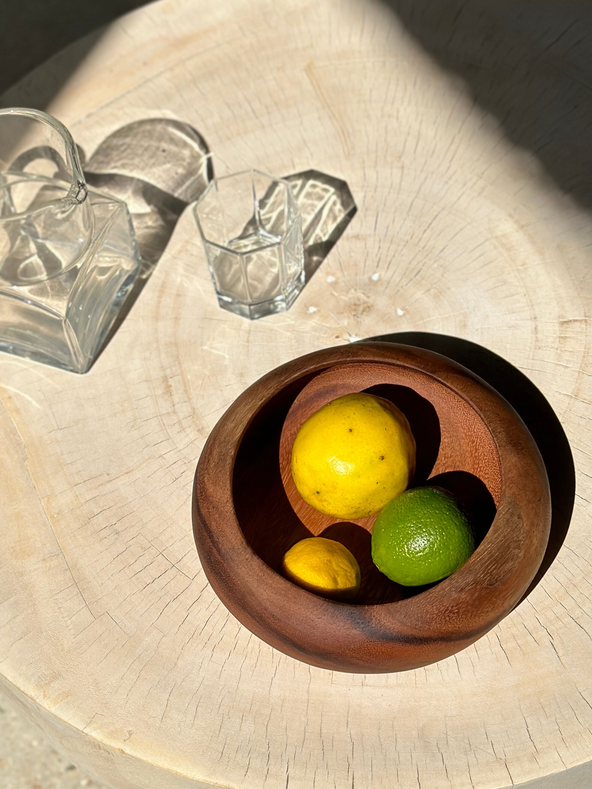 Bowl or monoxyl teak cut d:25.5