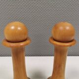 Salt and pepper set in beech wood, designed by Nissen Denmark.