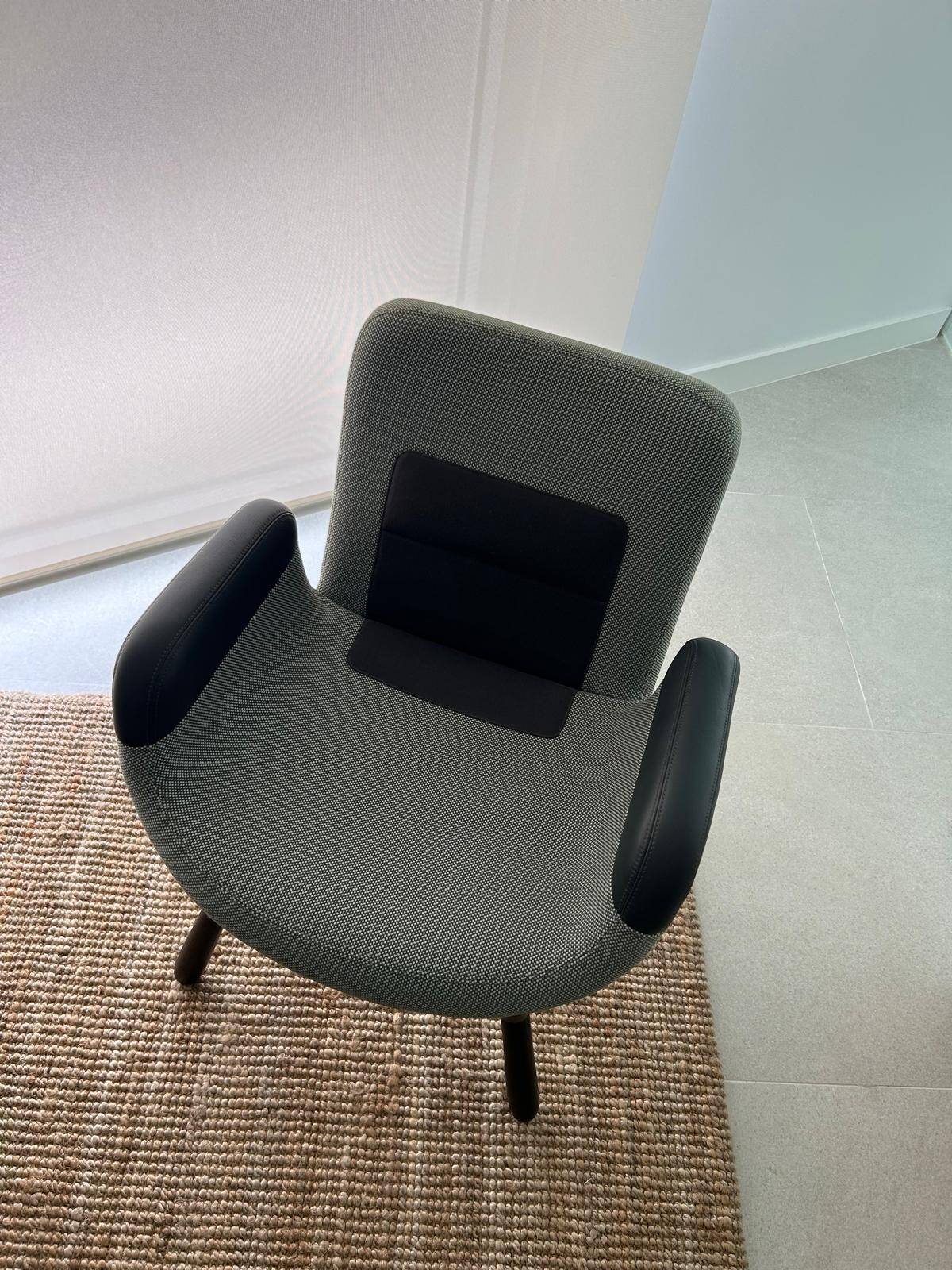 East River armchair