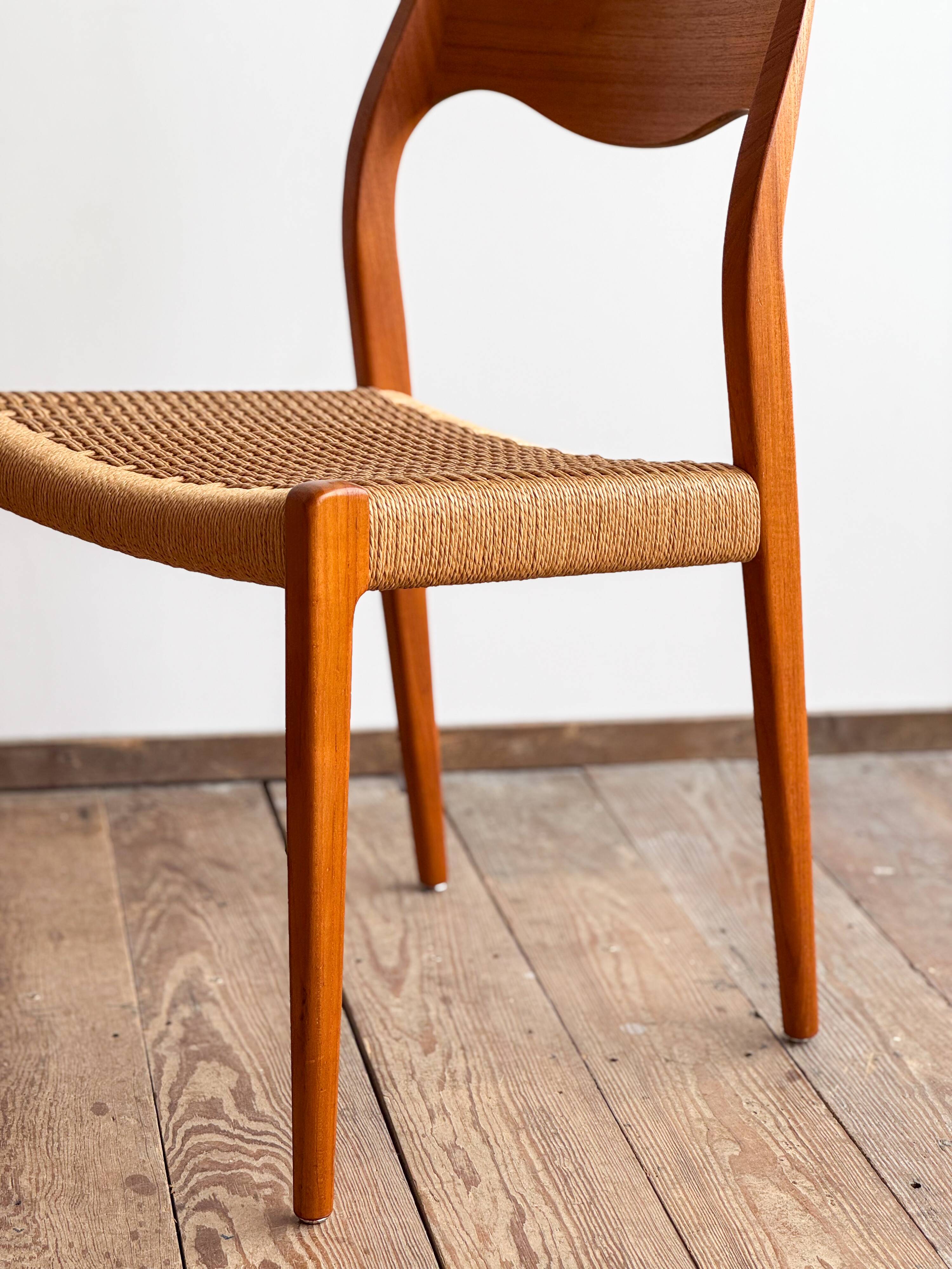 Set of 6 #71 teak chairs by Niels O. Møller, JL. Moller Mid Century