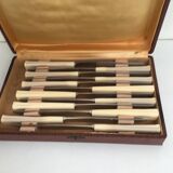12 cheese knives