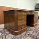 Bureau anglais classique avec chaise de bureau