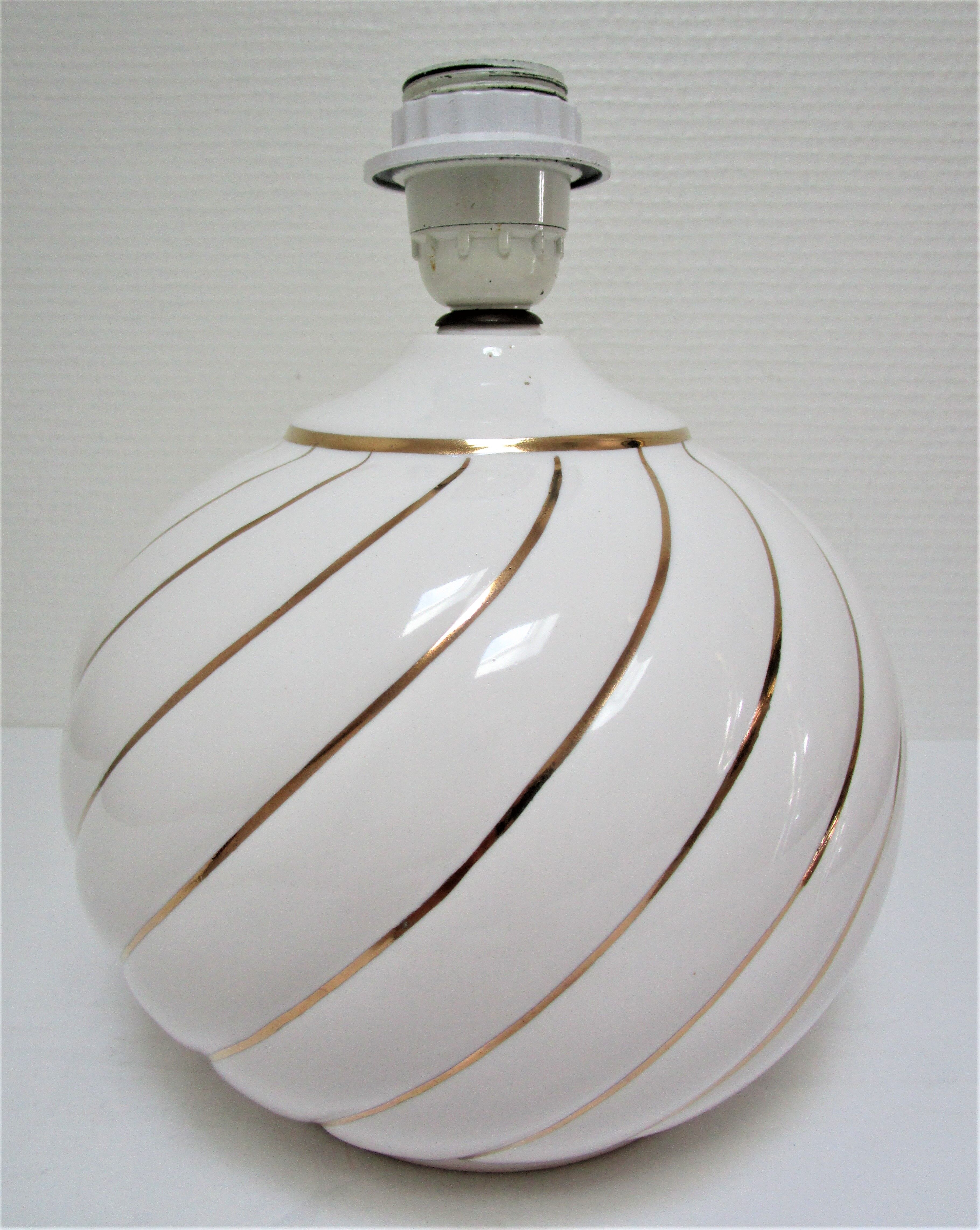 Ceramic lamp white and gold Italian design 70s / 80s