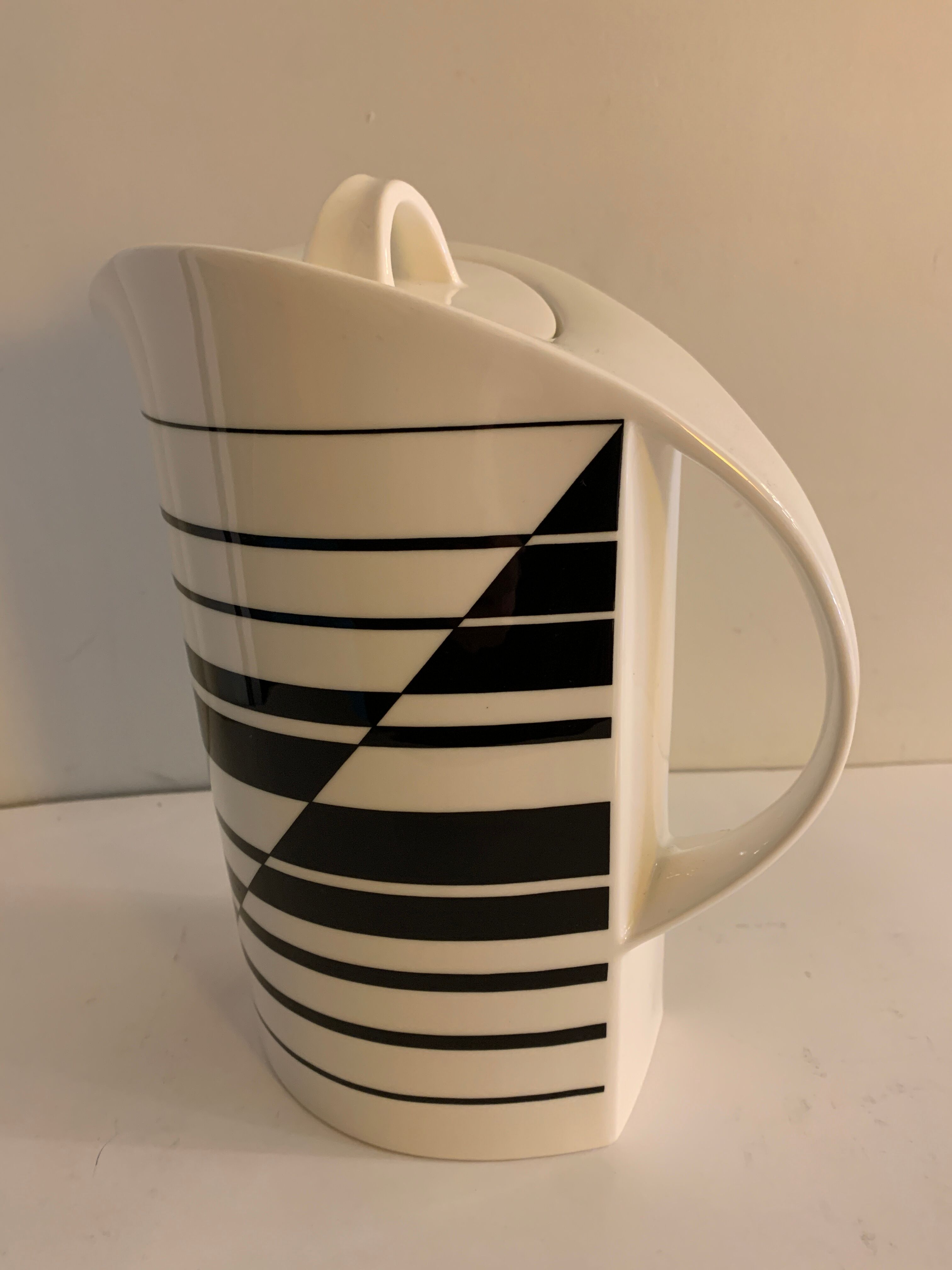 Verse tea coffee and milk pot Villeroy and Boch, Linea collection