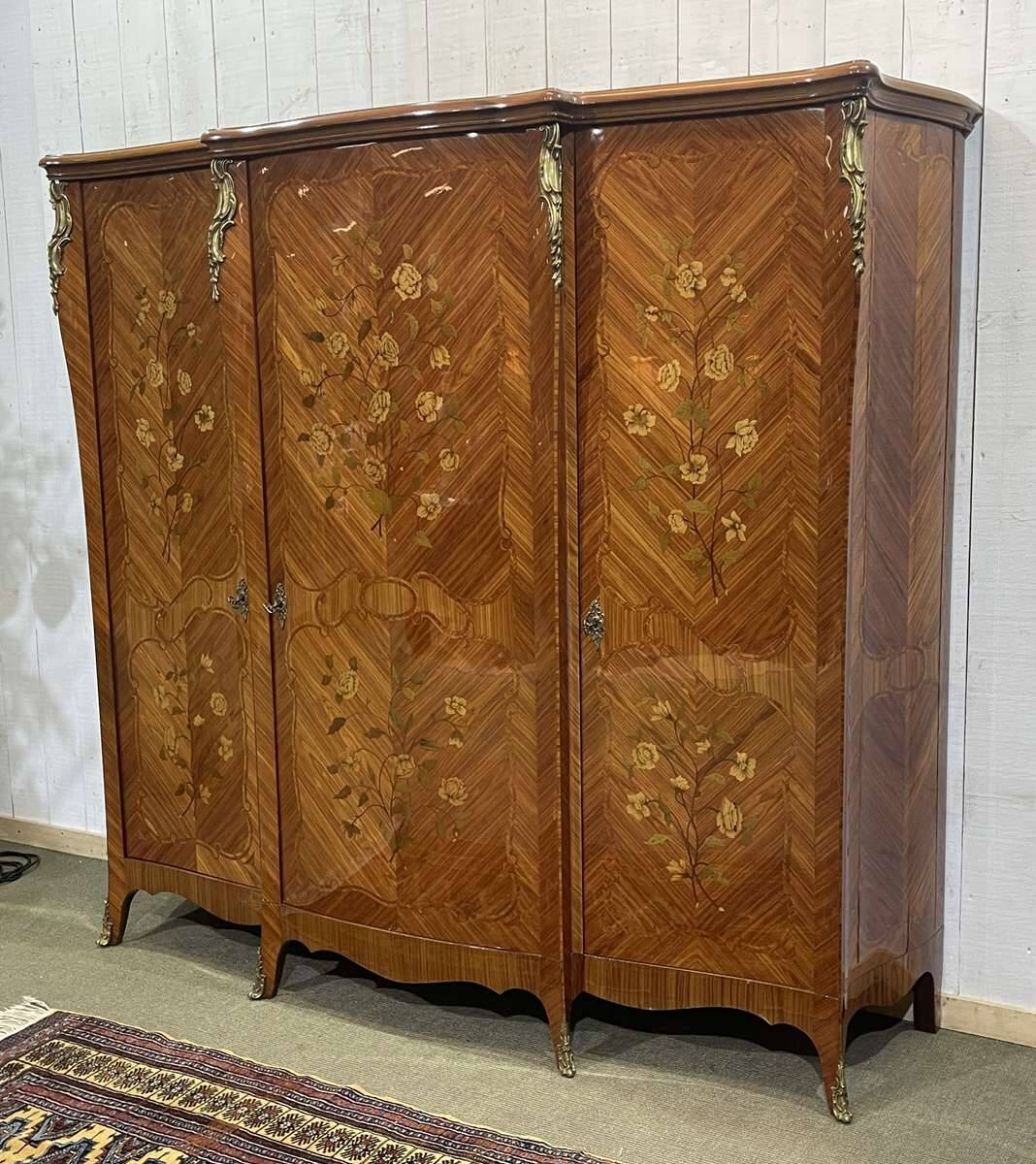 Louis XV style 3-door wardrobe in oak and rosewood - 1970s