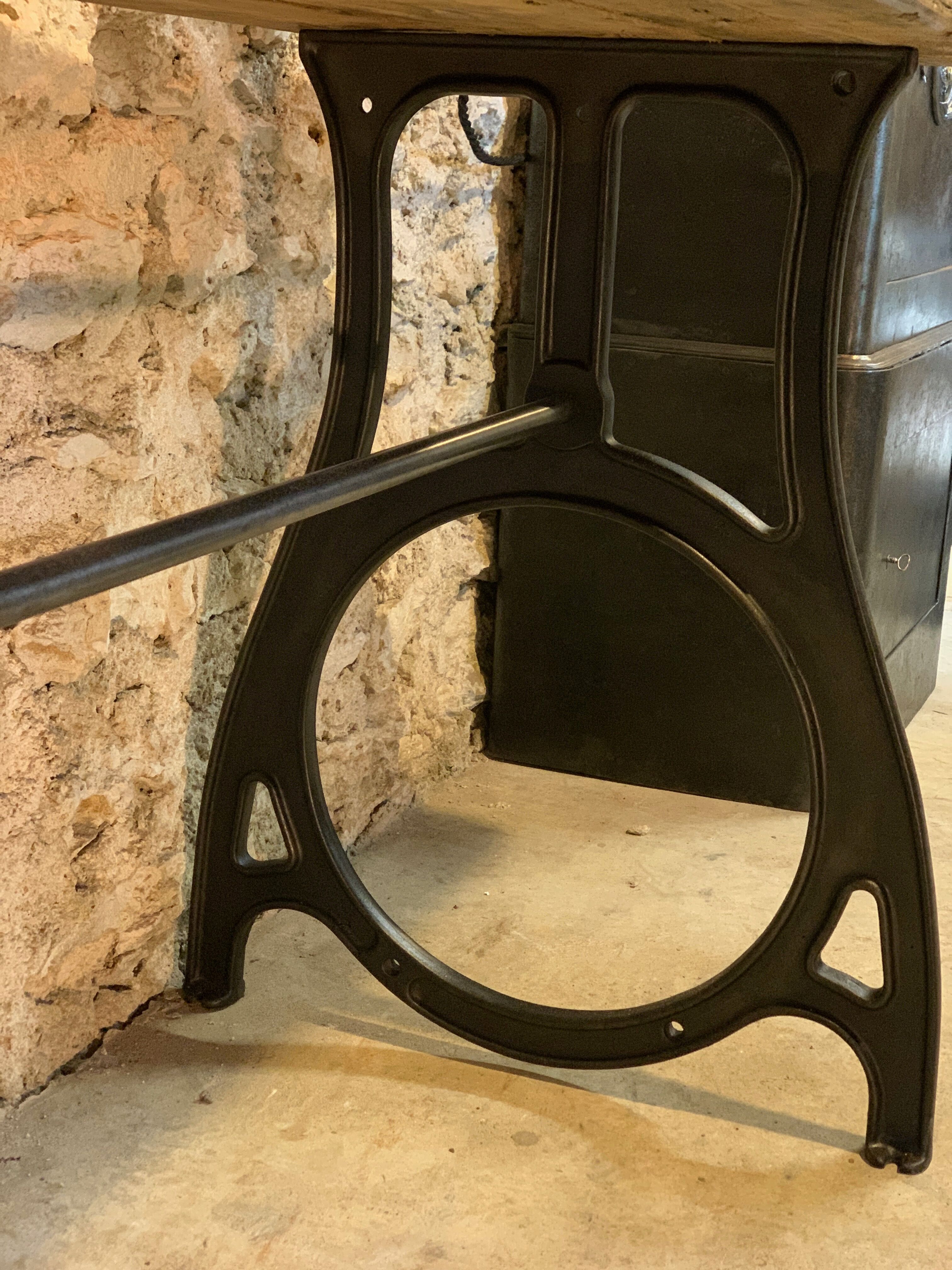 Established cast-iron stand shop console