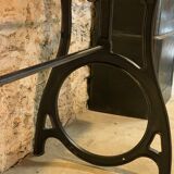 Established cast-iron stand shop console