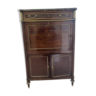 Louis XVI Secretary