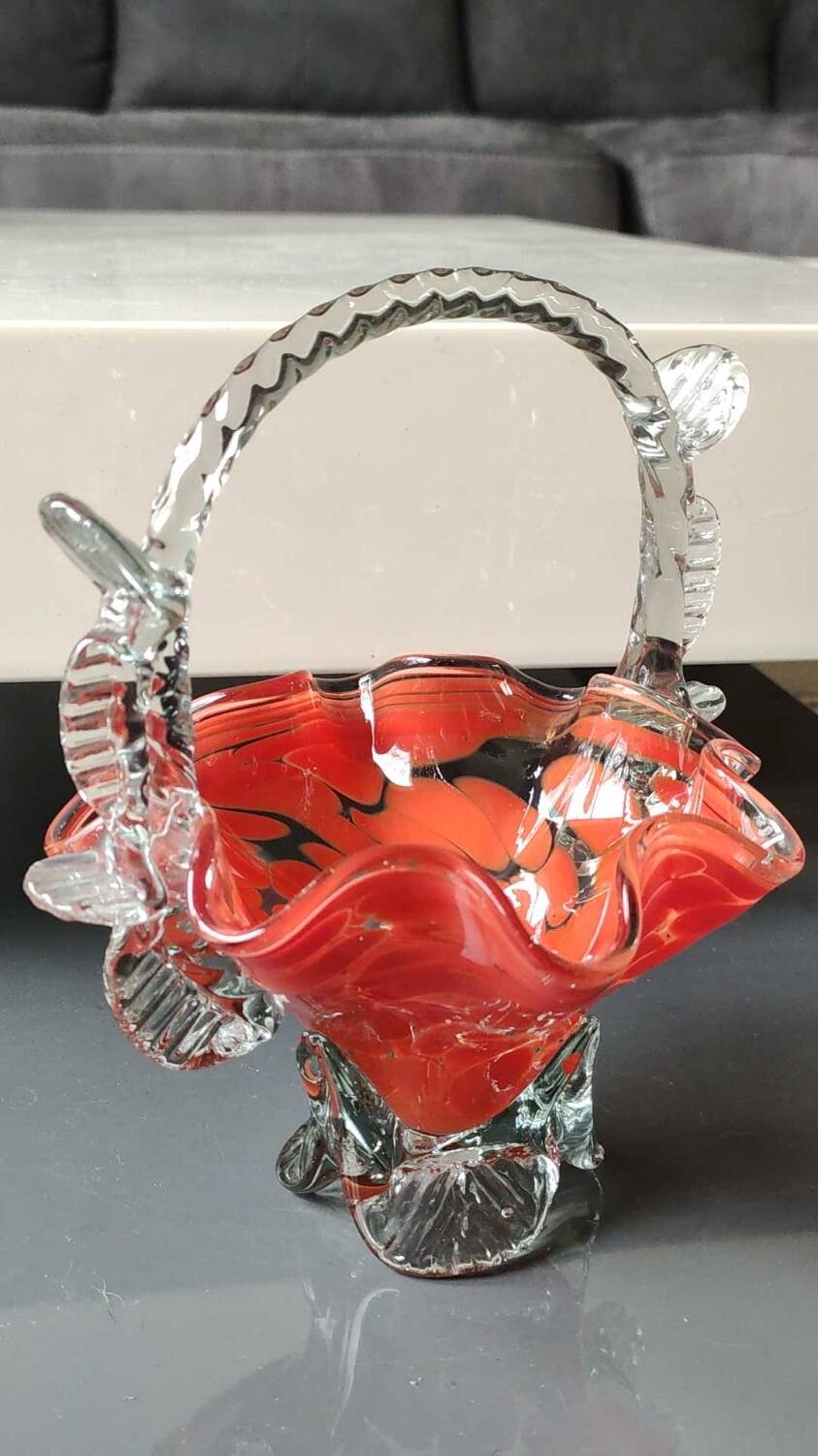 Empty pocket/Basket, Candy basket. In blown art glass. Orange speckled. Murano style