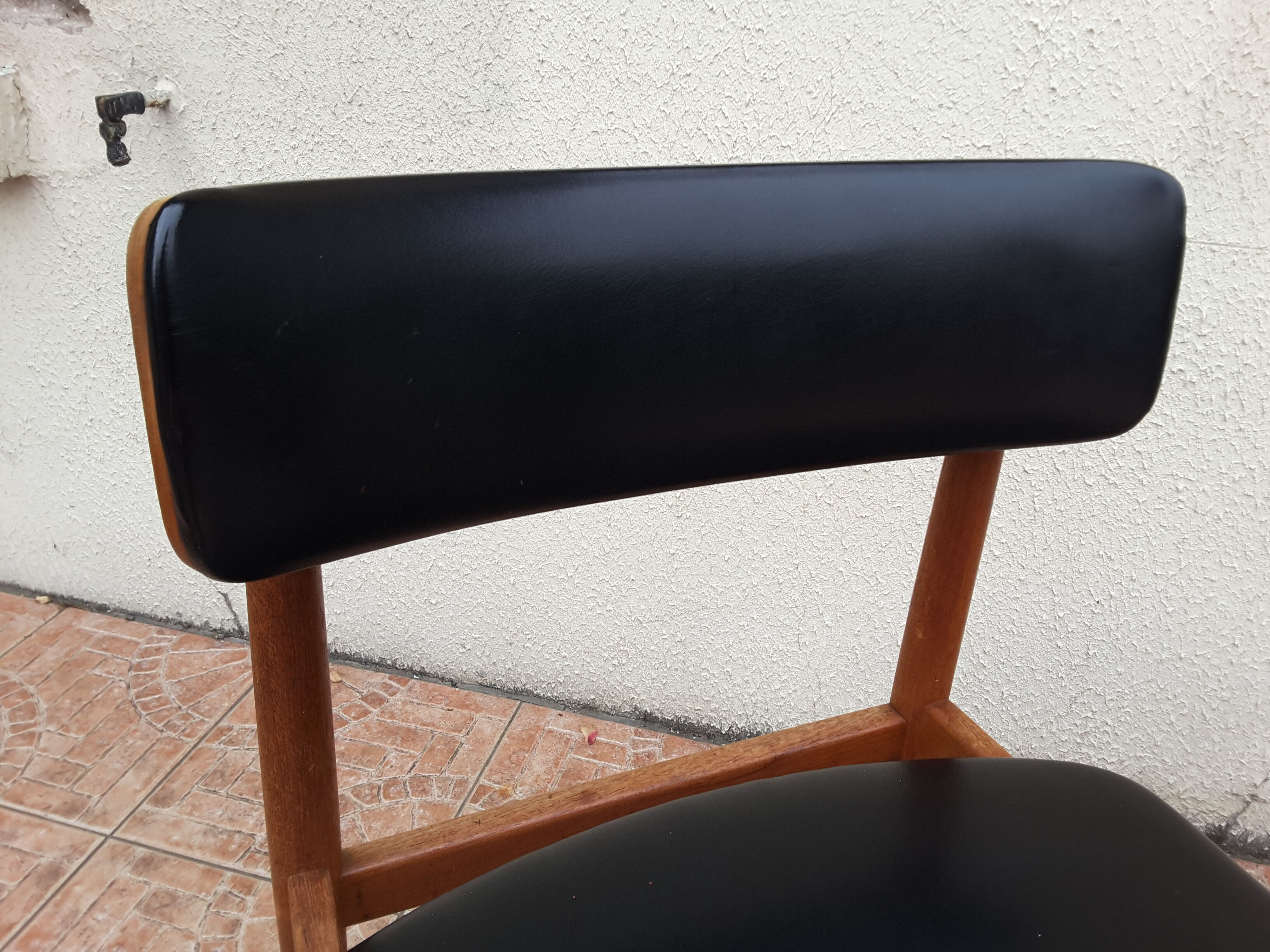 Set of 4 Scandinavian chairs by S. Chrobat for Sax