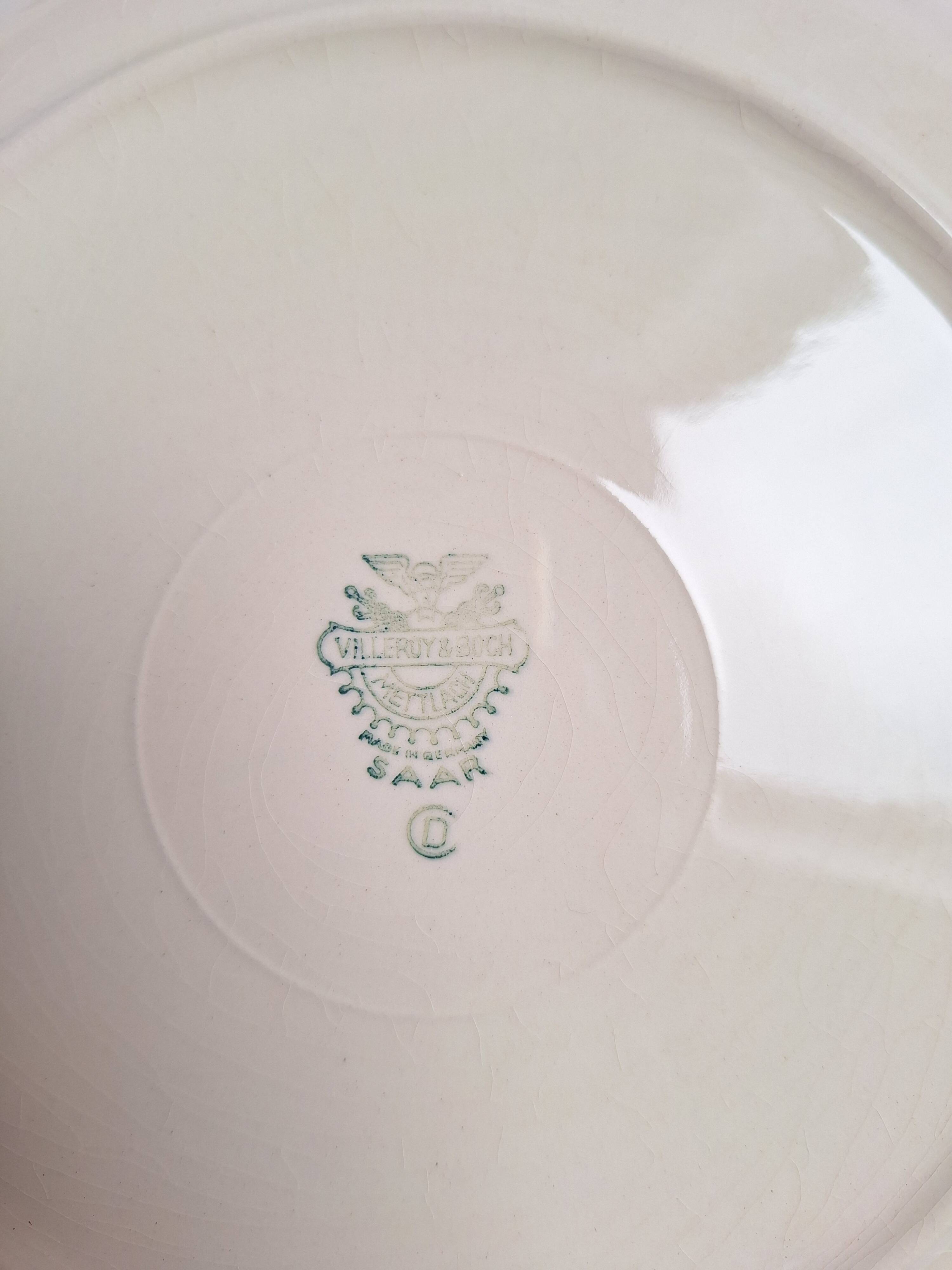 Villeroy & Boch yellow dinner plates