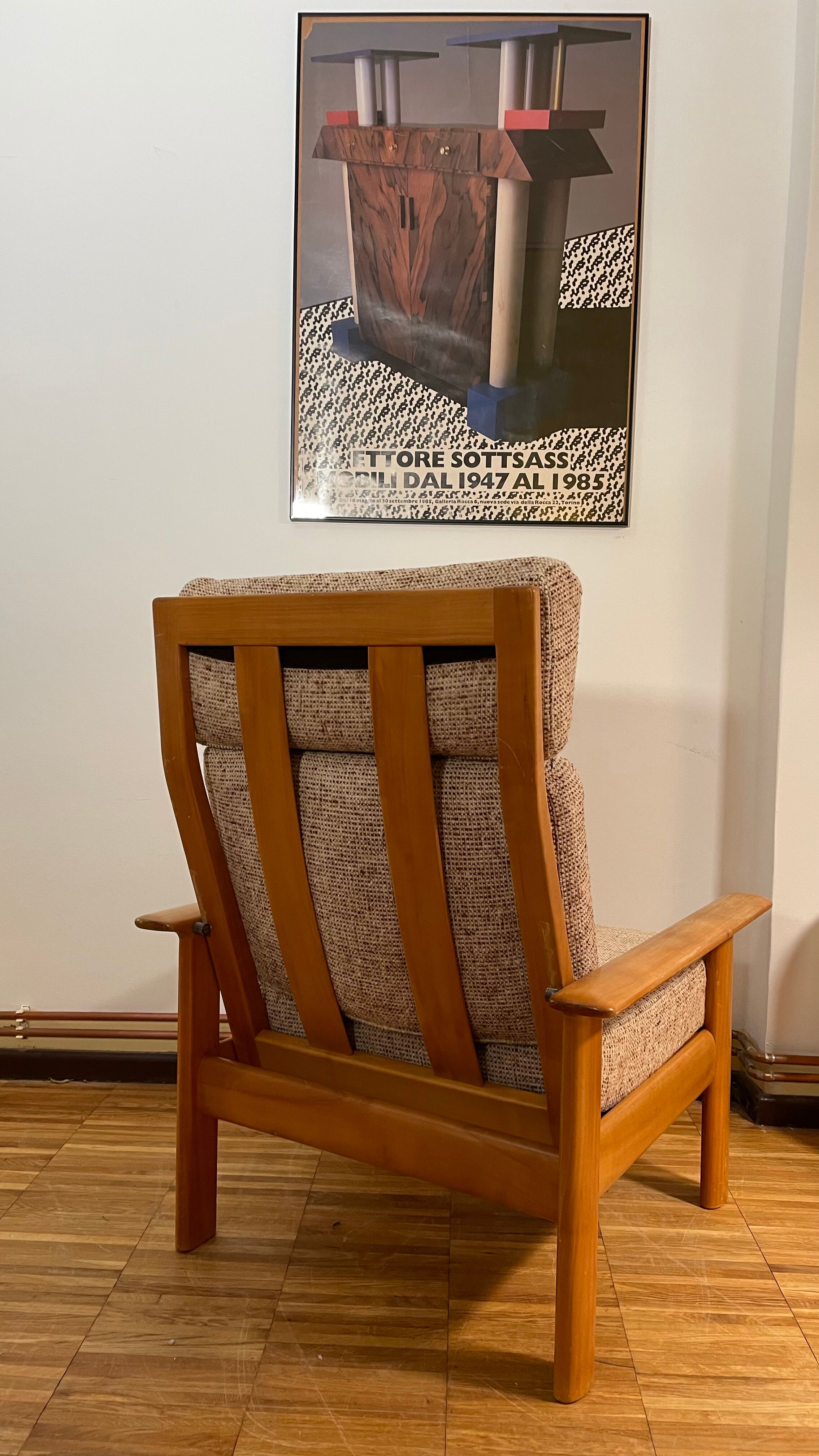 Relax armchair Scandinavian style chaise longue in wood and wool