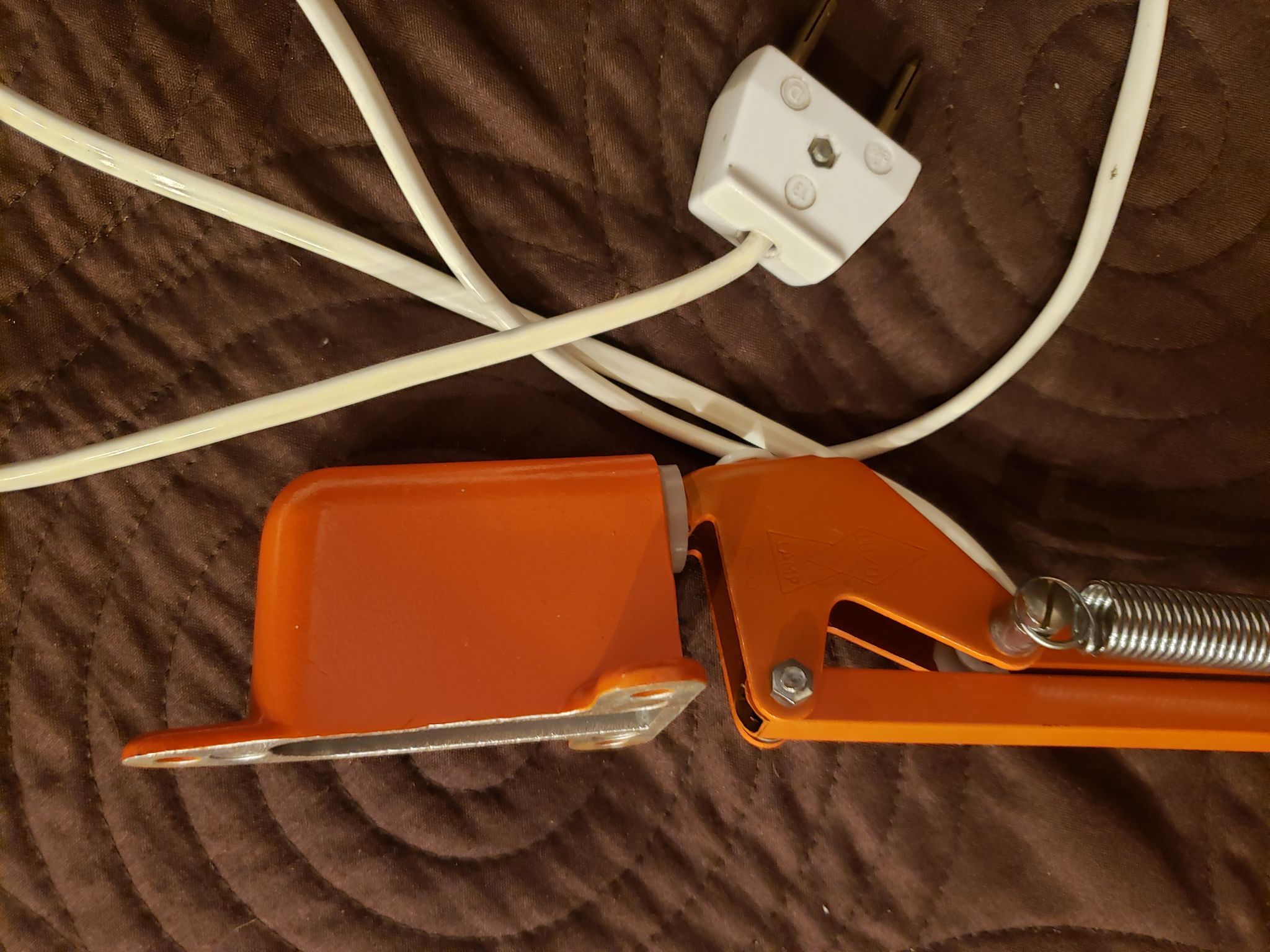 Lampe "Luxo" original orange vintage