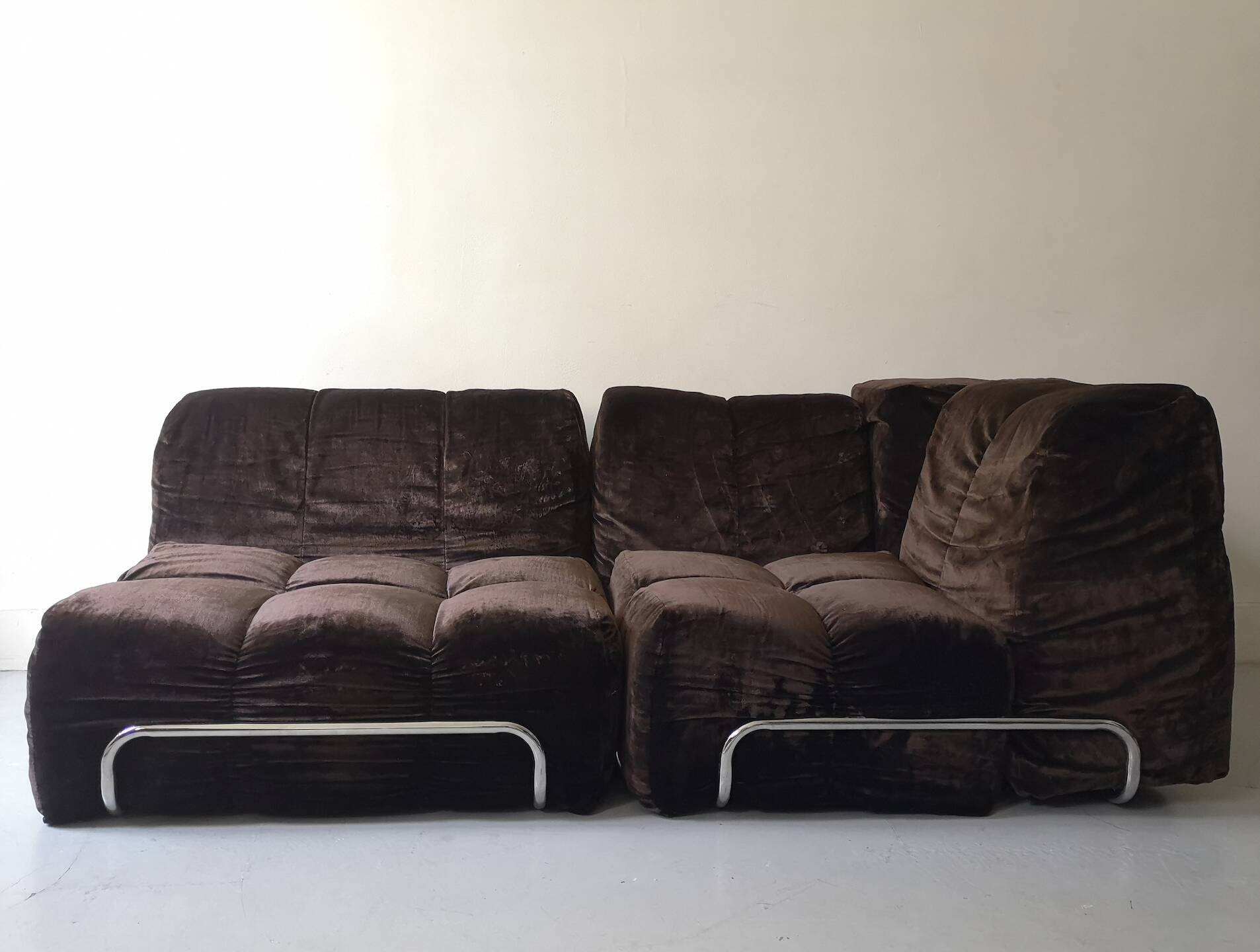 Modular sofa metal and velvet design 1970