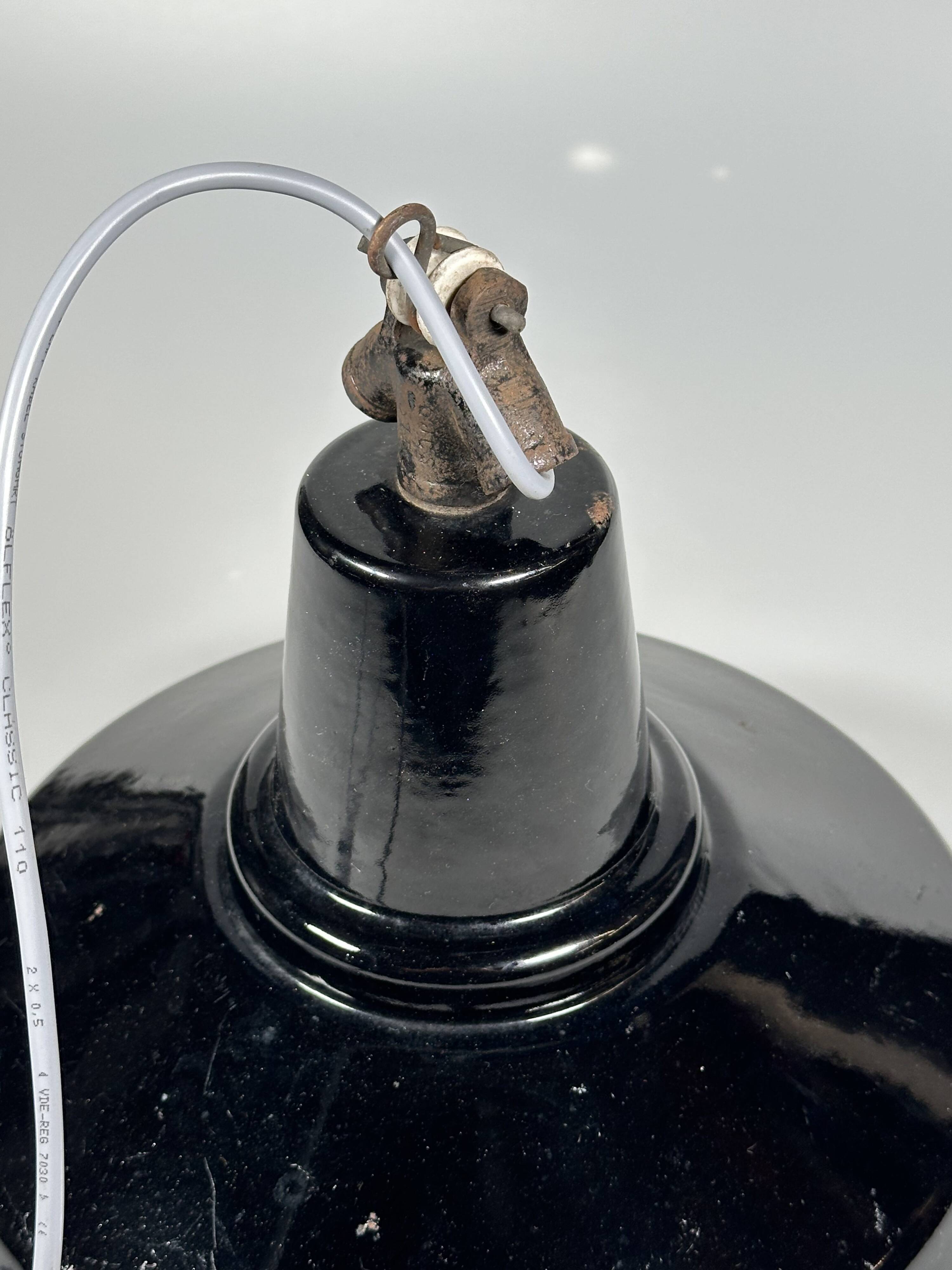1930s/1940s Ceiling Lamp Industrial Lamp Enamel Loft Metal Bauhaus Design