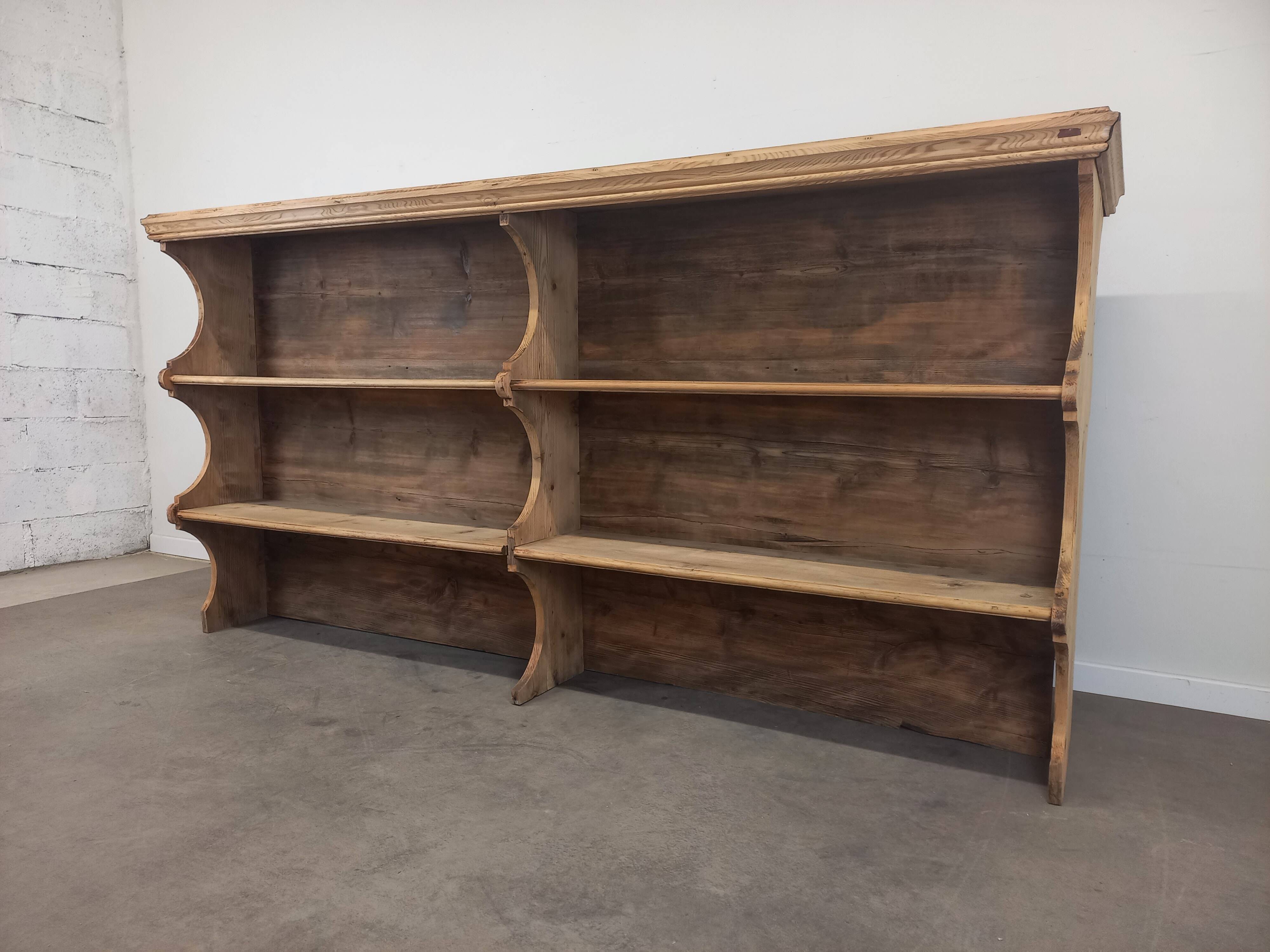Large commercial shelf