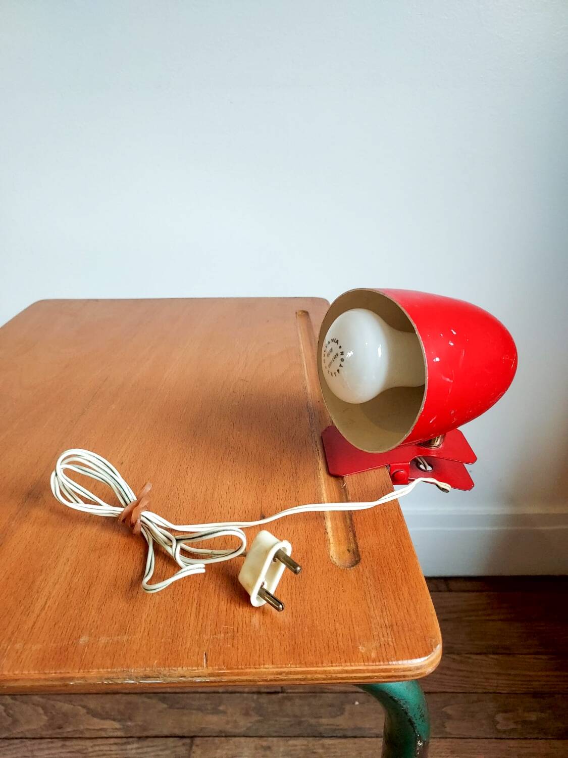 Lampe à pince vintage rouge – années 50