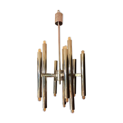 Lustre Scolari à 18 points lumineux couleur nickel distribué par Boulanger