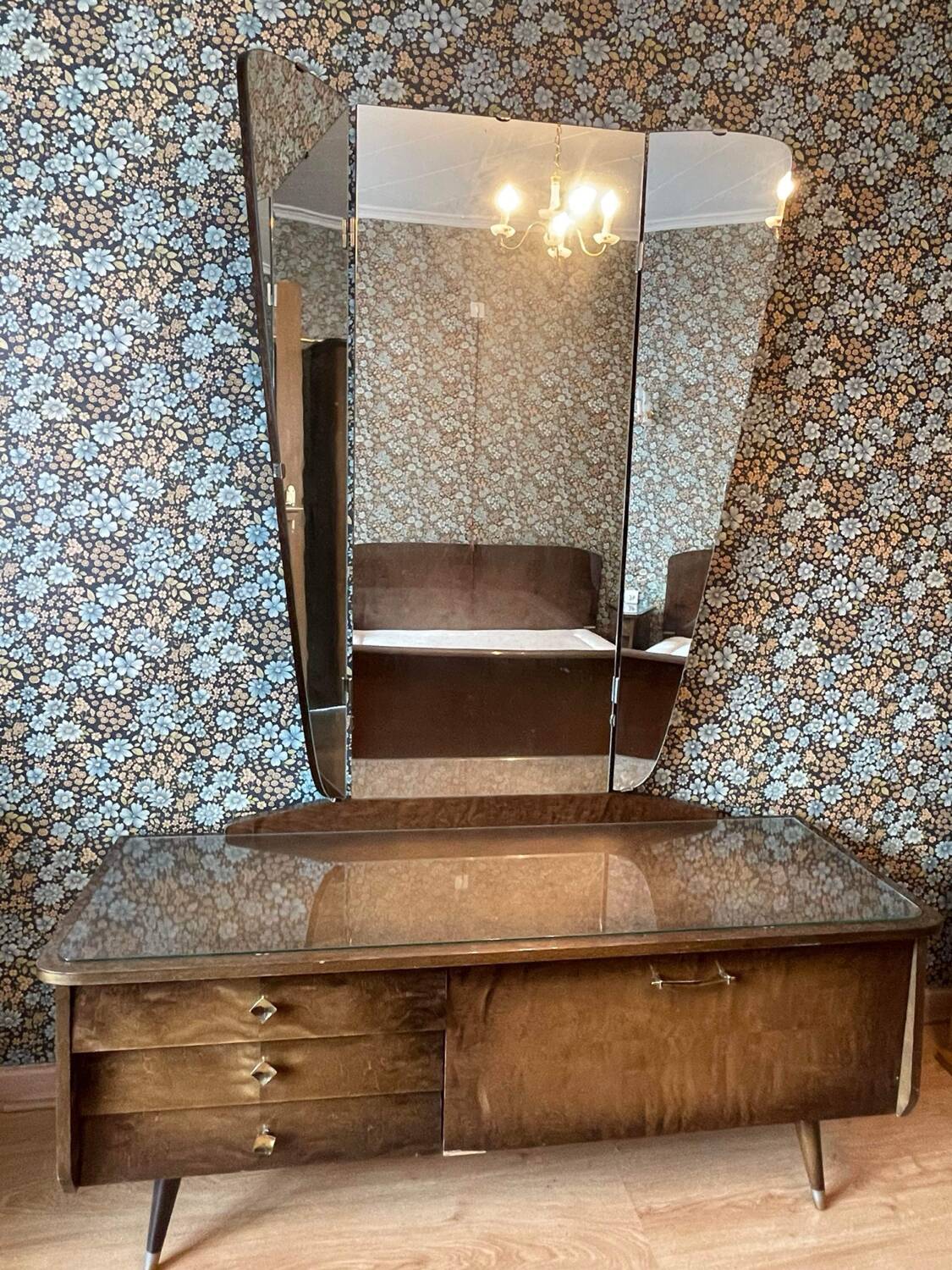 50s dressing table