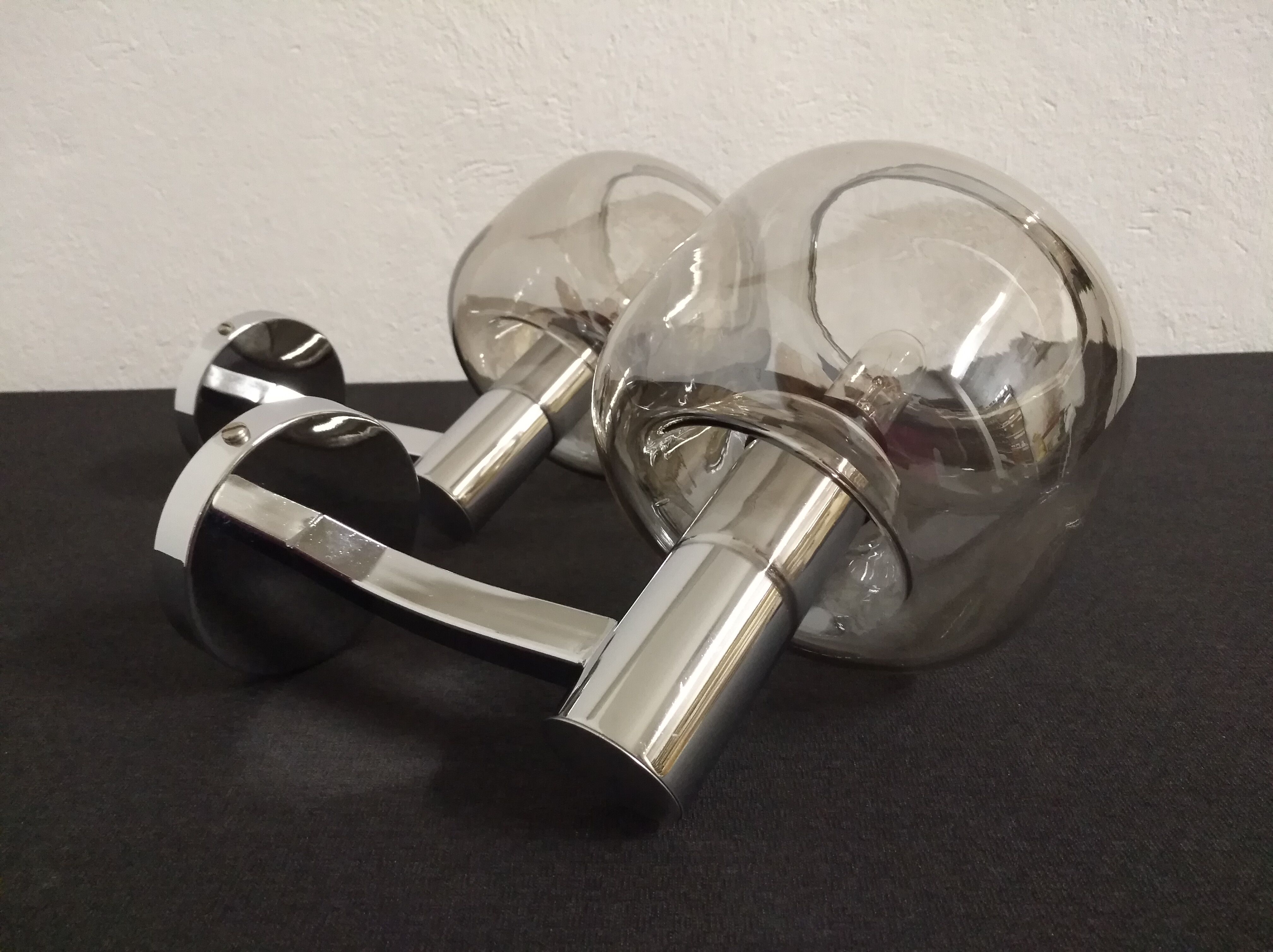 Pair of 70s wall light