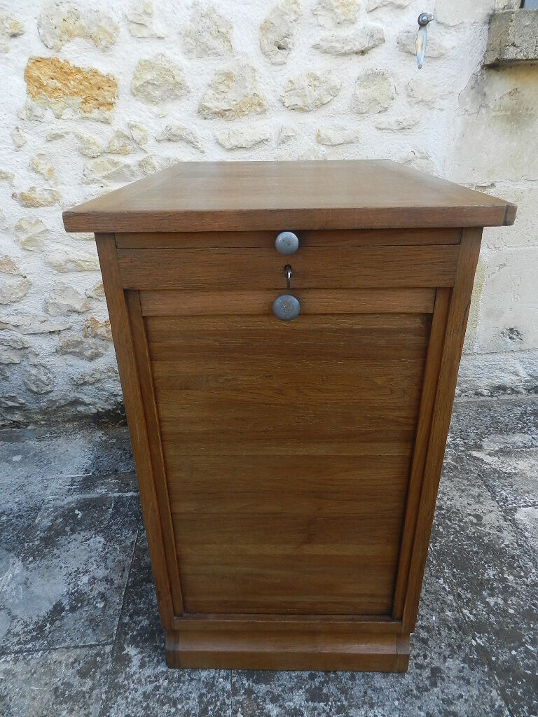 Old curtain binder